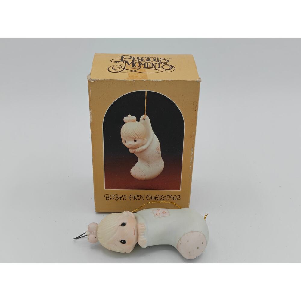 Precious Moments Babys First Christmas E2362 Enesco‎ 1982 Stocking Ornament